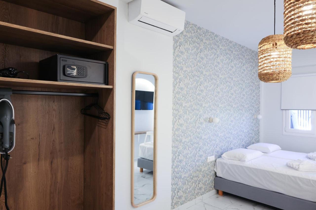 Uphill Unique Boutique Suites Skiathos stad Exteriör bild