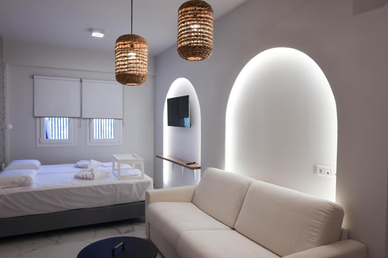 Uphill Unique Boutique Suites Skiathos stad Exteriör bild