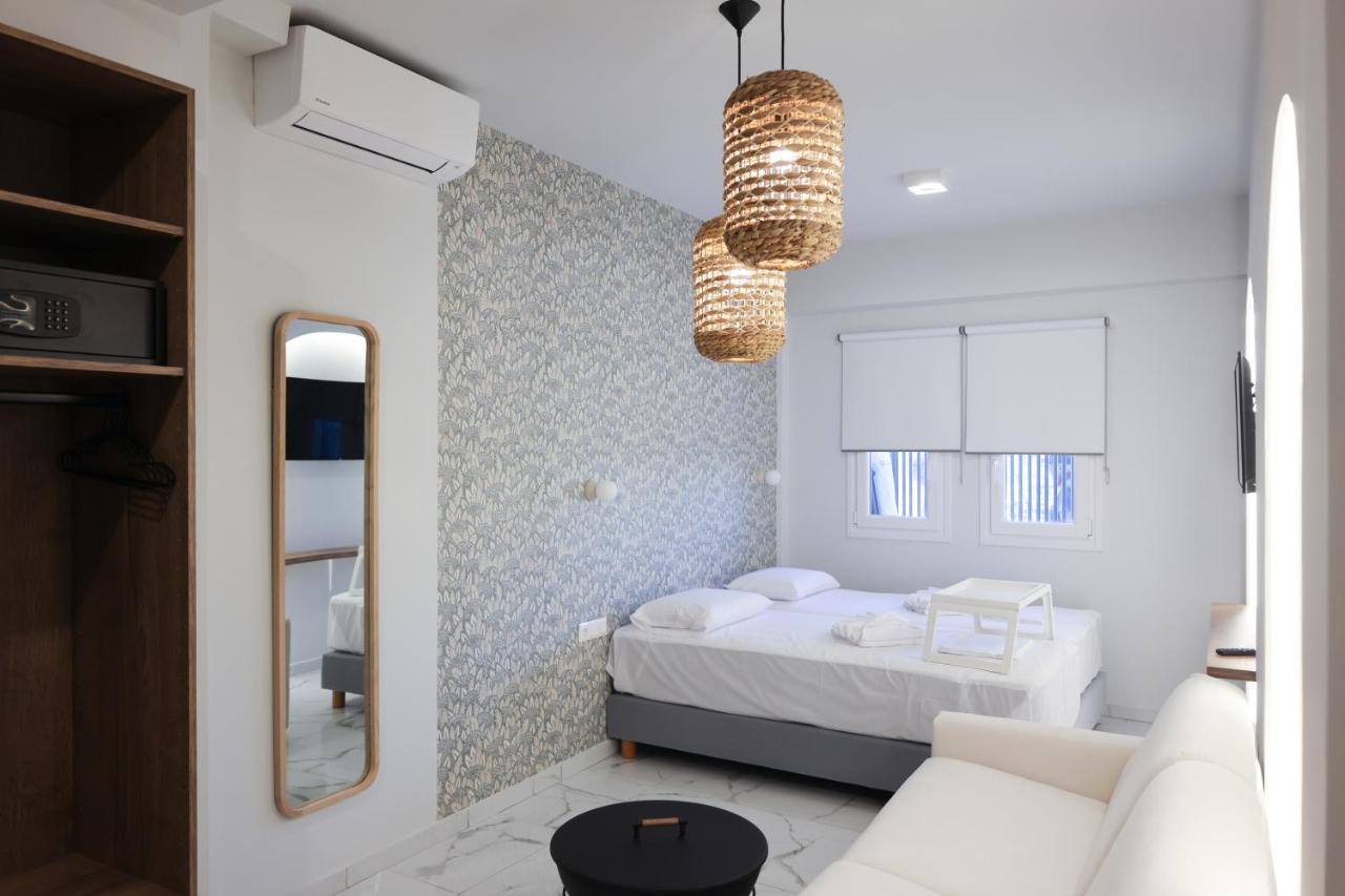 Uphill Unique Boutique Suites Skiathos stad Exteriör bild