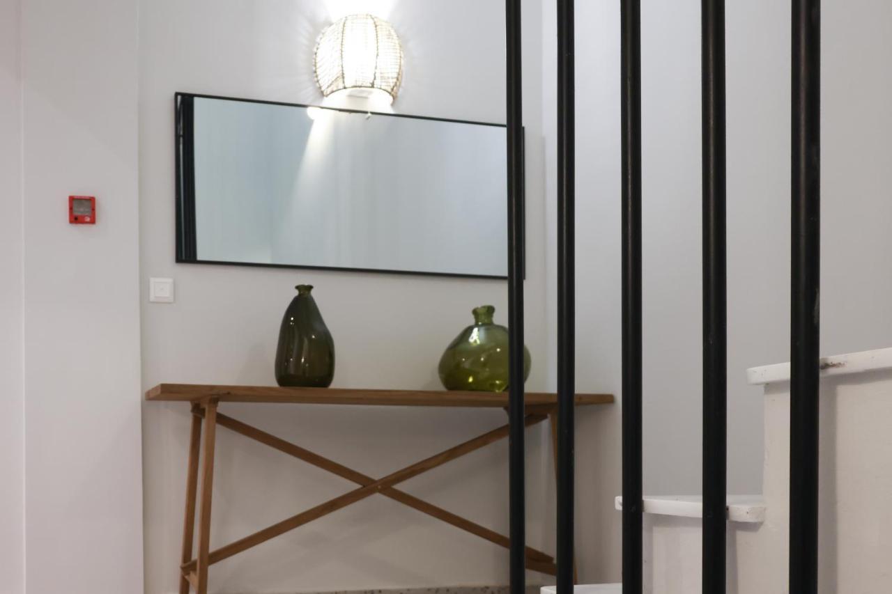 Uphill Unique Boutique Suites Skiathos stad Exteriör bild