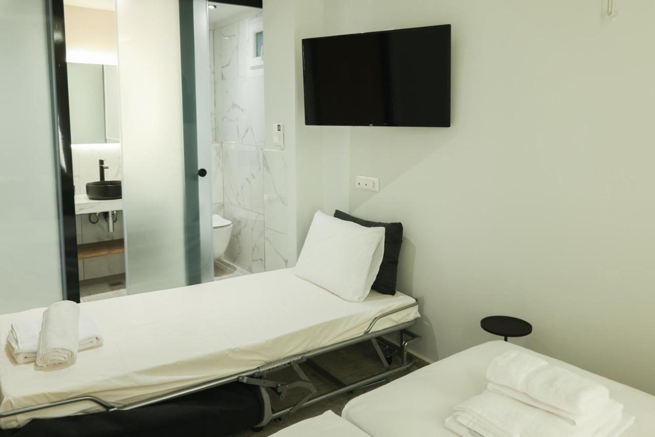 Uphill Unique Boutique Suites Skiathos stad Exteriör bild